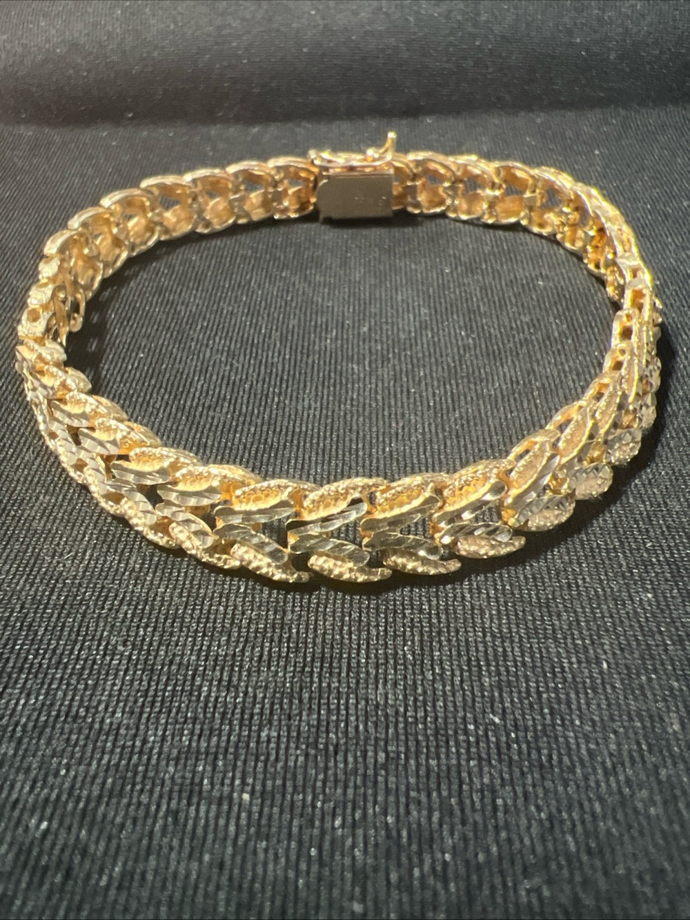 14K Solid Italian 7” Yellow Gold Diamond Cut Leaf Link Bracelet 7mm 14.7 Grams